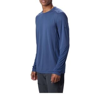 Mountain Hardwear Men’s Photon Long-Sleeve Athletic T-Shirt‎ In Zinc Blue Size M